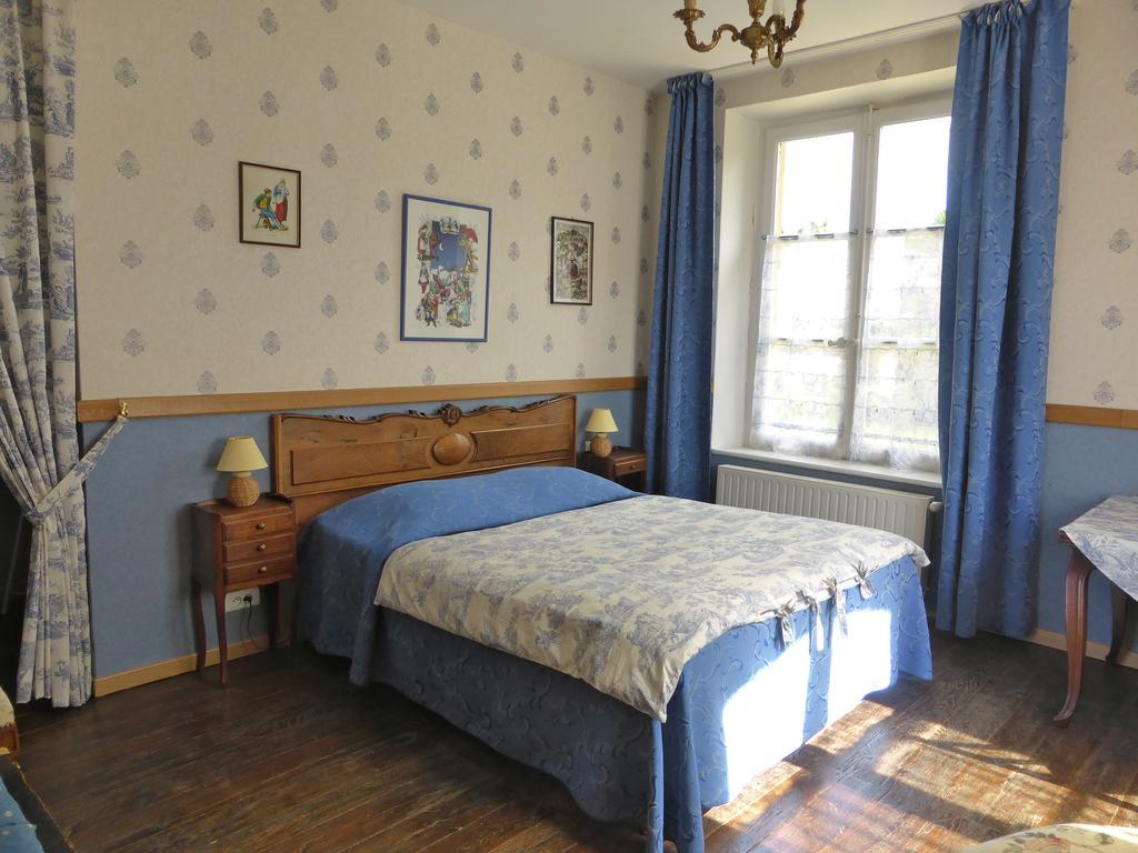 Maison D'Hotes Le Chateau De Puxe Rum bild